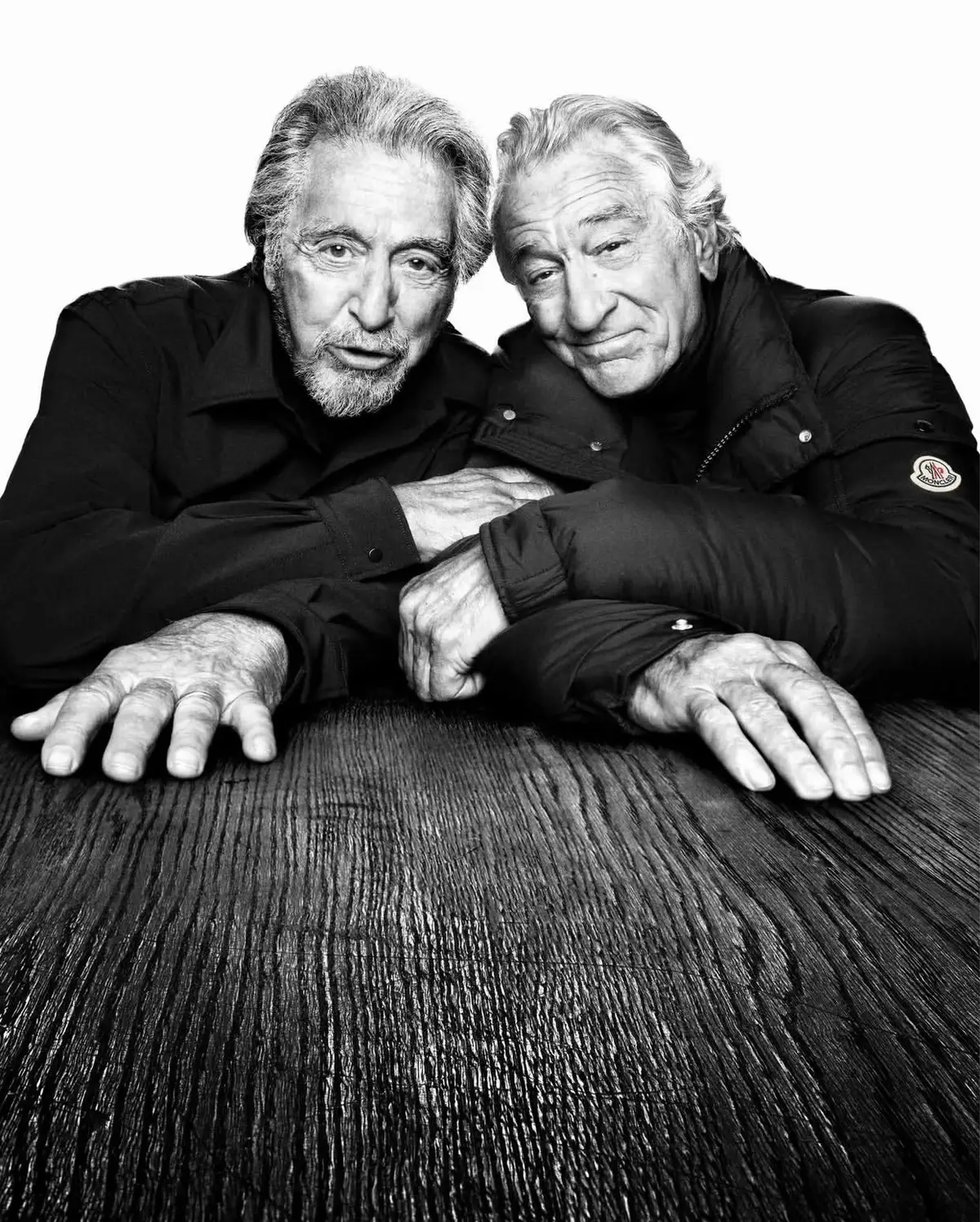 Al Pacino & Robert De Niro’s friendship goes back 50 years. They met in drama classes at Stella Adler’s workshops in the late 1960s when they were both starting out. “Al and I got to be friends over the years, hanging from time to time, talking about work, girls, competing viciously with each other for parts. Al’s career exploded with ‘The Godfather.’ I played the young Vito Corleone in ‘The Godfather Part ll.’ In other words, I played Al’s father, and Al’s looked up to me ever since.” #AlPacino #RobertDeNiro
