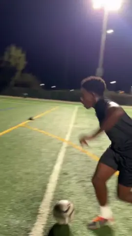 Sweat now, shine later ⚽🔥 #GrindTime #futbol #football #reels #Soccer      