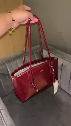 #tascantik #taswanita #shoulderbag 