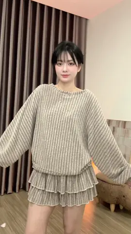 #tiktoklive #tiemtaphoarubi2 #thoitrangbasic #myoutfit #thoitrangnu 