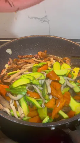 Ăn tối chưa ạ#xuhuong #homnayangi #anngonmoingay #viraltiktok 