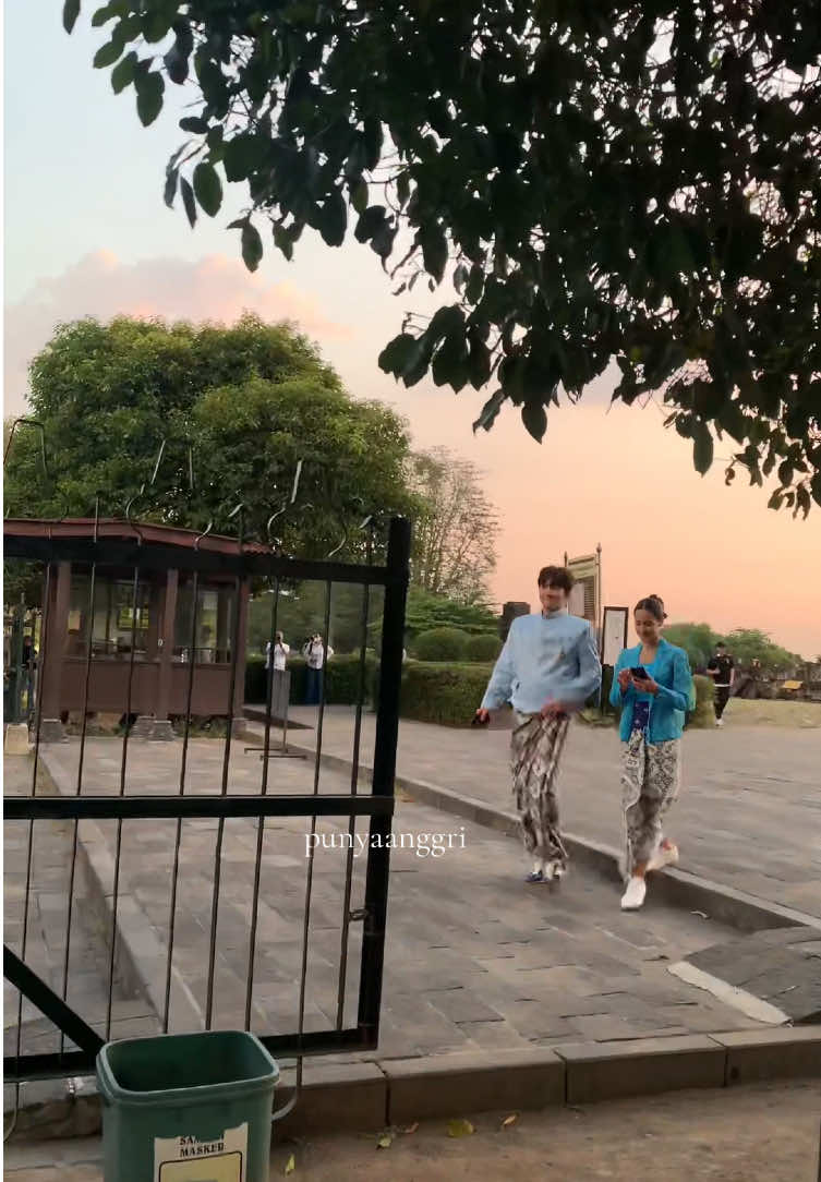 di senyumin woi😭😭😭 #jichangwook finding ji chang wook✅