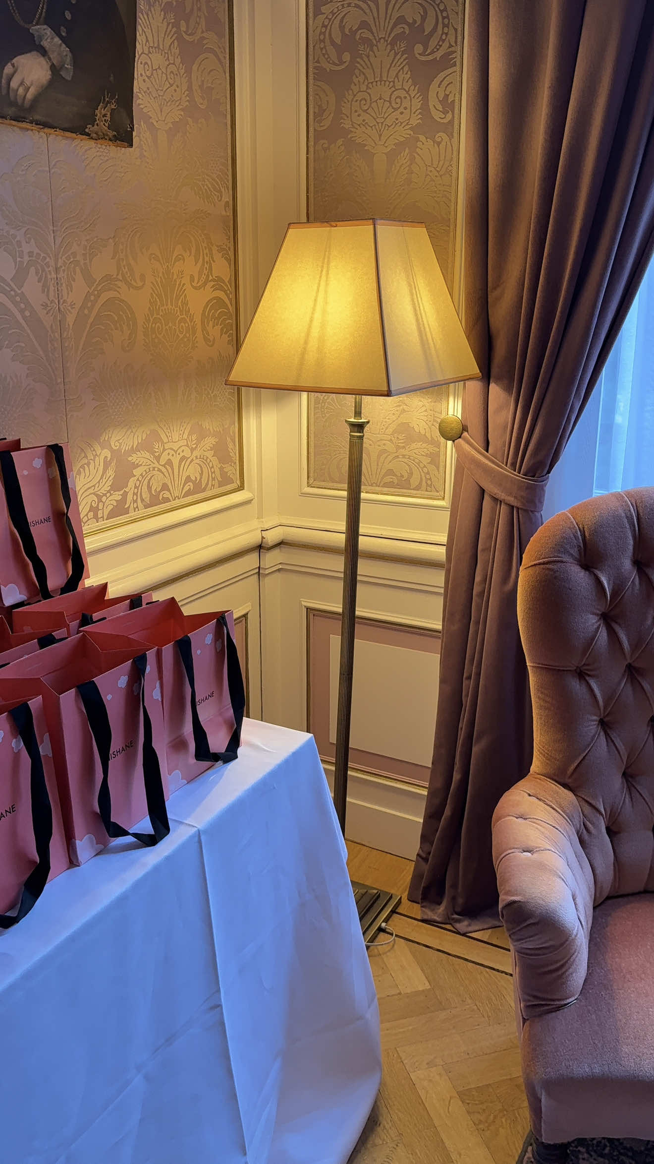 New, Nishane’s Meant To Be Seen. Are you ready to discover? Alexander Helwani told us all about the fragrance last Thursday 🩷 #nishane #meanttobeseen #fragrance #fragrancetok #perfume 