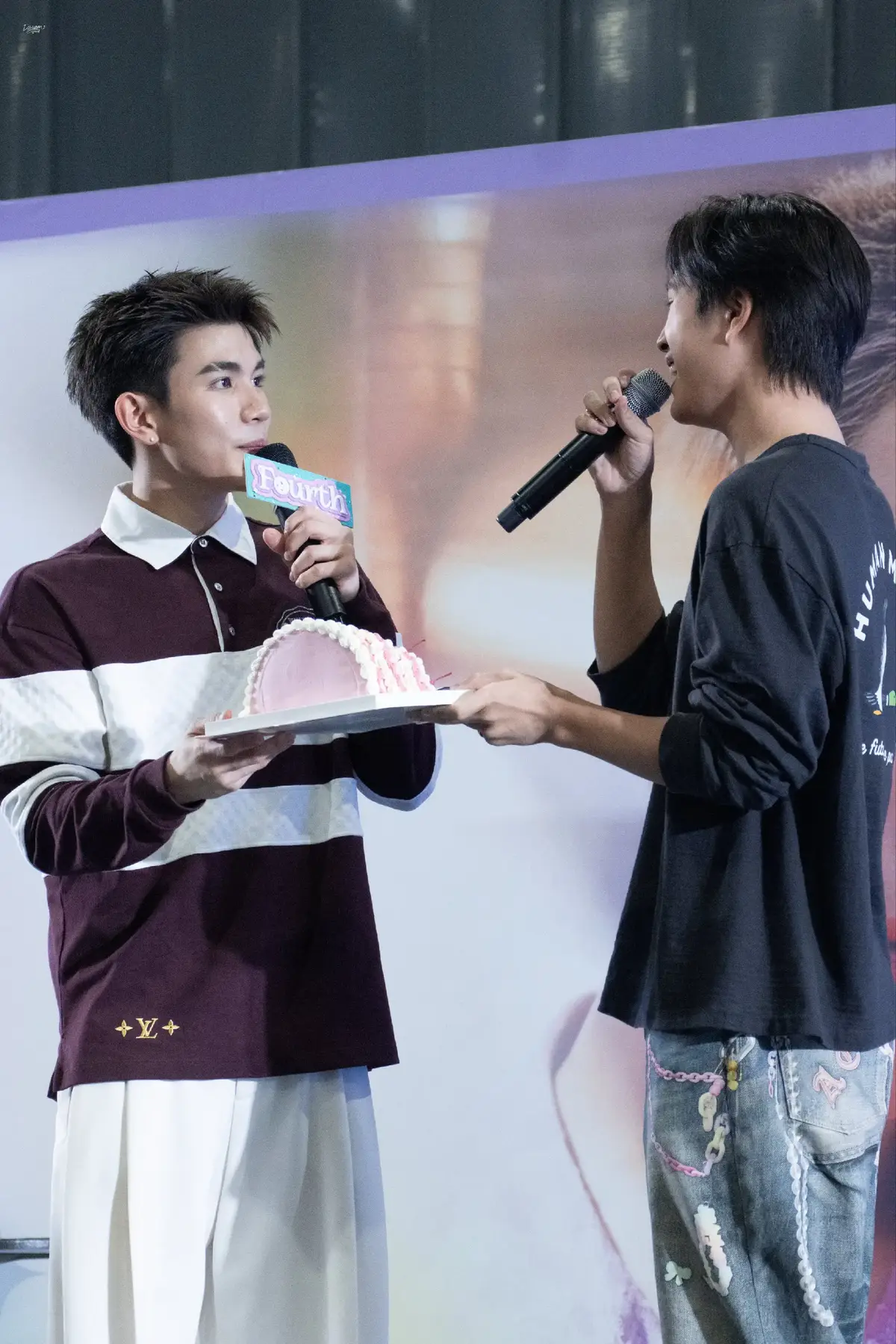 #magicfourthturns21 #geminifourth #เจมิไนน์โฟร์ท #fourthnattawat #momfourth4 @Jer San Yi @way ♊4️⃣🌻 