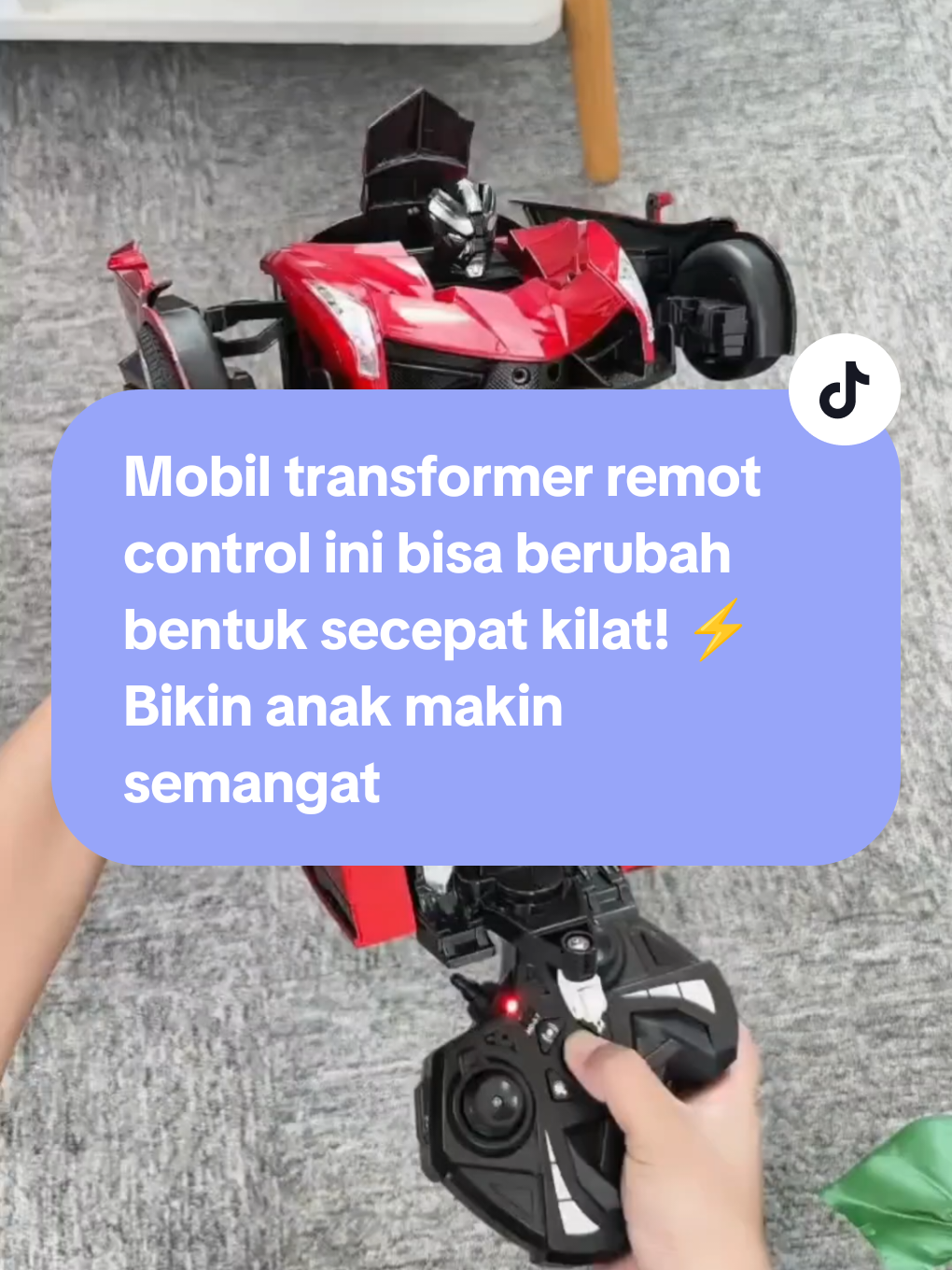 “Lihat nih! Mobil ini bisa berubah jadi robot cuma pakai remot! 🤖🔥 Anak-anak pasti heboh banget mainnya! Keren, seru, dan bikin nagih — langsung cek keranjang kuning sebelum kehabisan!” #MobilTransformer #MainanAnak #RemoteControl #MainanViral #mainan       