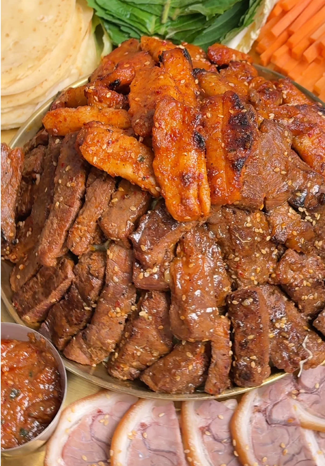 MÂM CUỐN KHỔNG LỒ chỉ với nửa giá 🔥 Các bác note lại ngay ngày 15-17/10 này nhé! 📍Duy nhất SSamjang Trần Thái Tông #Ssamjang #ancungtiktok #food #fyp #Foodie 