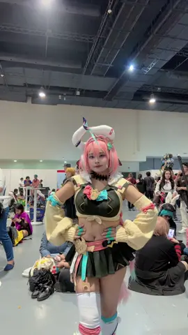 My Varesa cosplay 🥹🫶🏻 #foryou #cosplay #varesa #GenshinImpact 