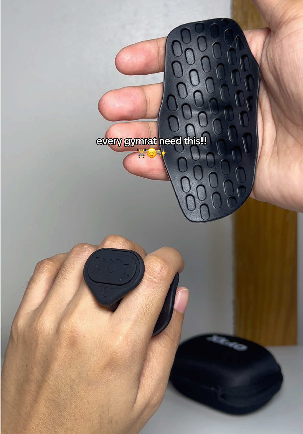 perfect para sa mga mahilig mag buhat sa gym pang iwas kalyo talaga pag meron ka neto ✨🏋️😌#weightliftinggrip #liftinggrips #grip #gym #fyp 