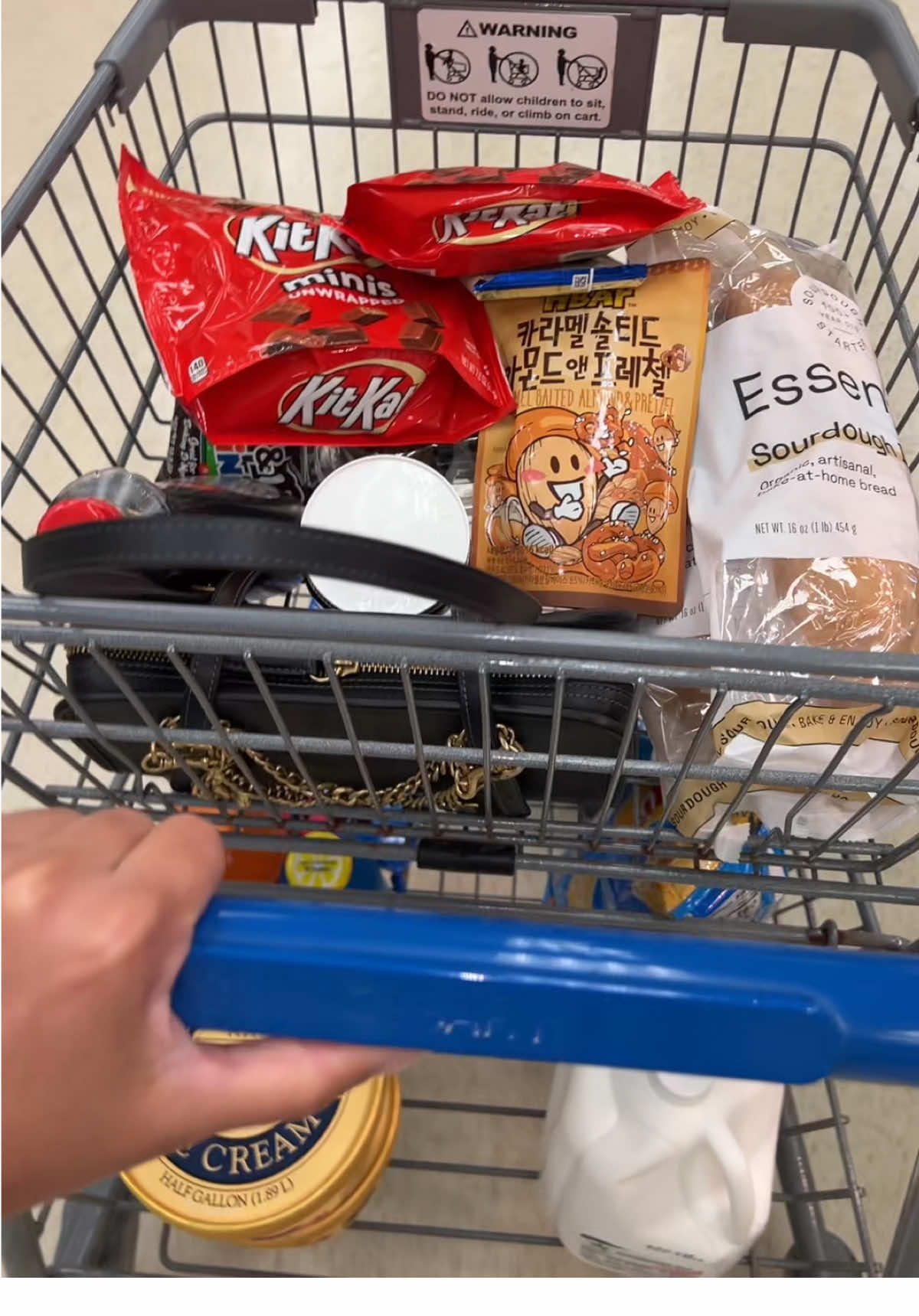 #comisary #campwalker #compra #groceryhaul 