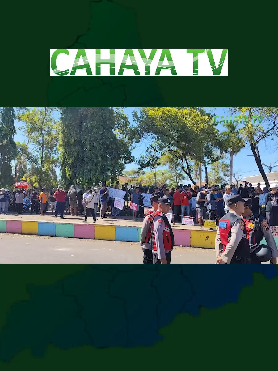 Ratusan Warga Pati Yang Tergabung Dalam Koalisi Masyarakat Pati Anti Premanisme Kembali Turun Ke Jalan, Mereka Menuntut Polresta Pati Segera Mengungkap Kasus Pengeroyokan Dan Pembakaran Rumah Aktivis Mpb.#virall #foryou #foryoupage #fyp #masukberanda #masukberandafyp #beritahariini