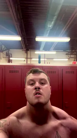 Open to form tips #lifting #fypシ #bigboy 