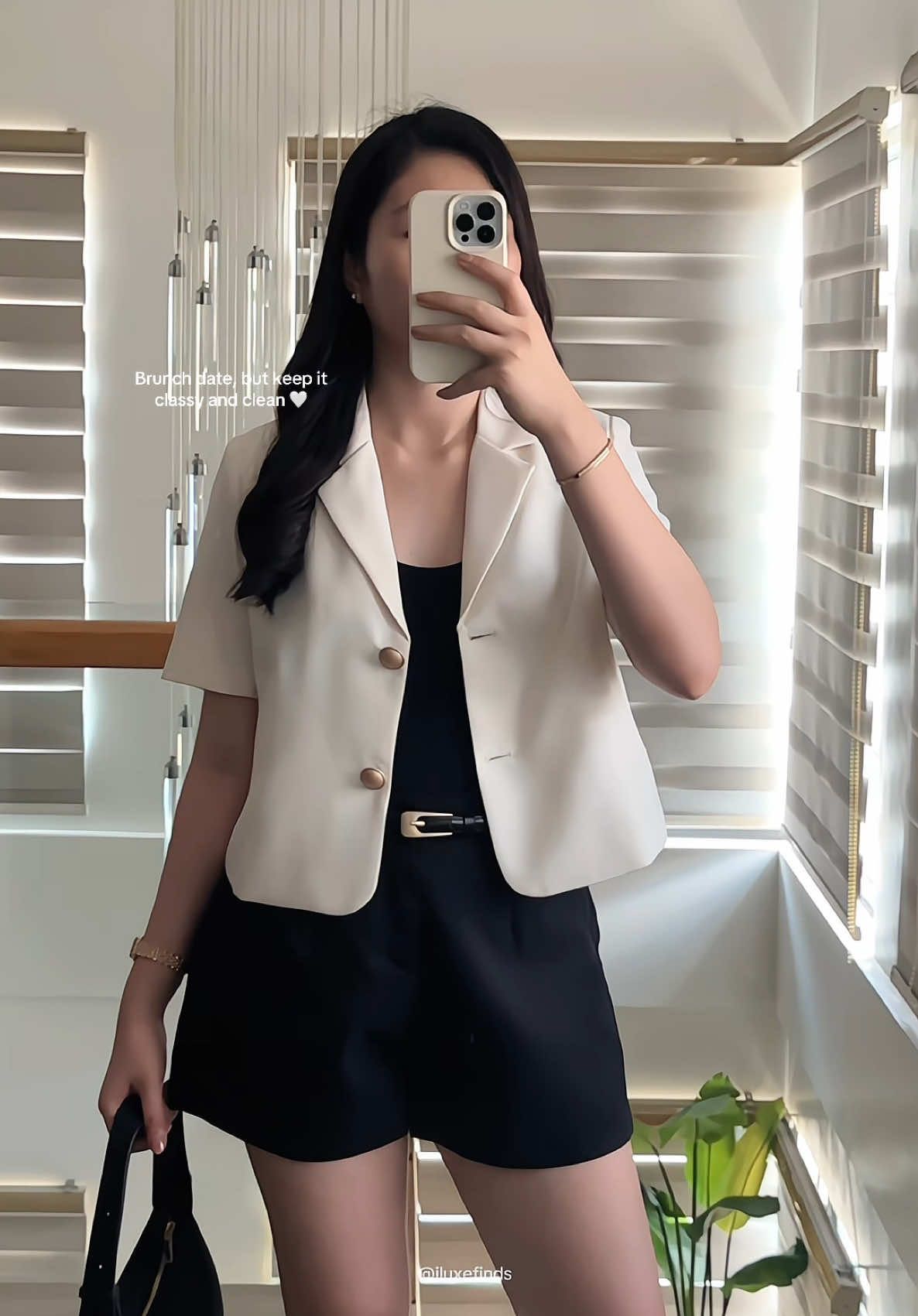 this blazer elevates my outfit! I’m obsessed🥹 #brunchoutfit #outfit #outfitideas #TikTokFashion #fyp 