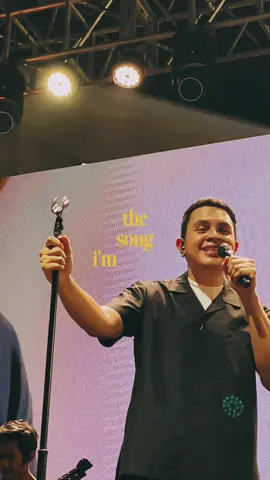 your music saved me soo many times, thankyou abang <3 #tulus #tulusm 