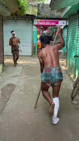 দুই মা*তা*ল রো*গী যখন এক জায়গায়#funny #comedia #viral_faruk4923_tiktok_official #foryou #trending 