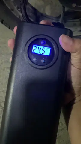 Pagi-pagi nyari tukang pompa ban itu ribet bro ❌ #pompaportabel #pompaelektrik 