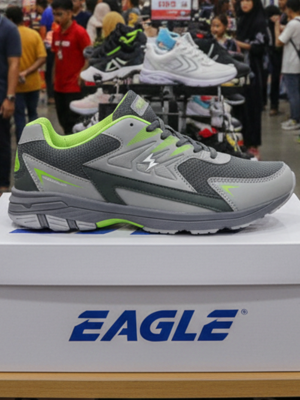 Sepatu Eagle Sepatu Running Run Breaker - Running Shoes Outdoor Pria Wanita Kekinian  #sepaturunning #sneakerpria #sepatusport #runningshoes #sepatueagle 