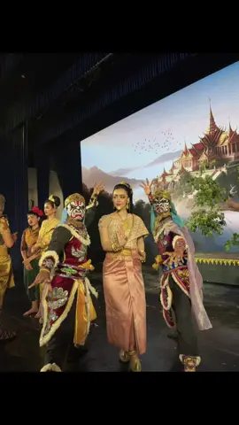 ប្អូនៗយក្សខ្ញុំសង្ហាទេពុកម៉ែបងប្អូន​រឺក៍ពិតជាមុខដូចក្តាមប្រៃមែន ? 😆❤️