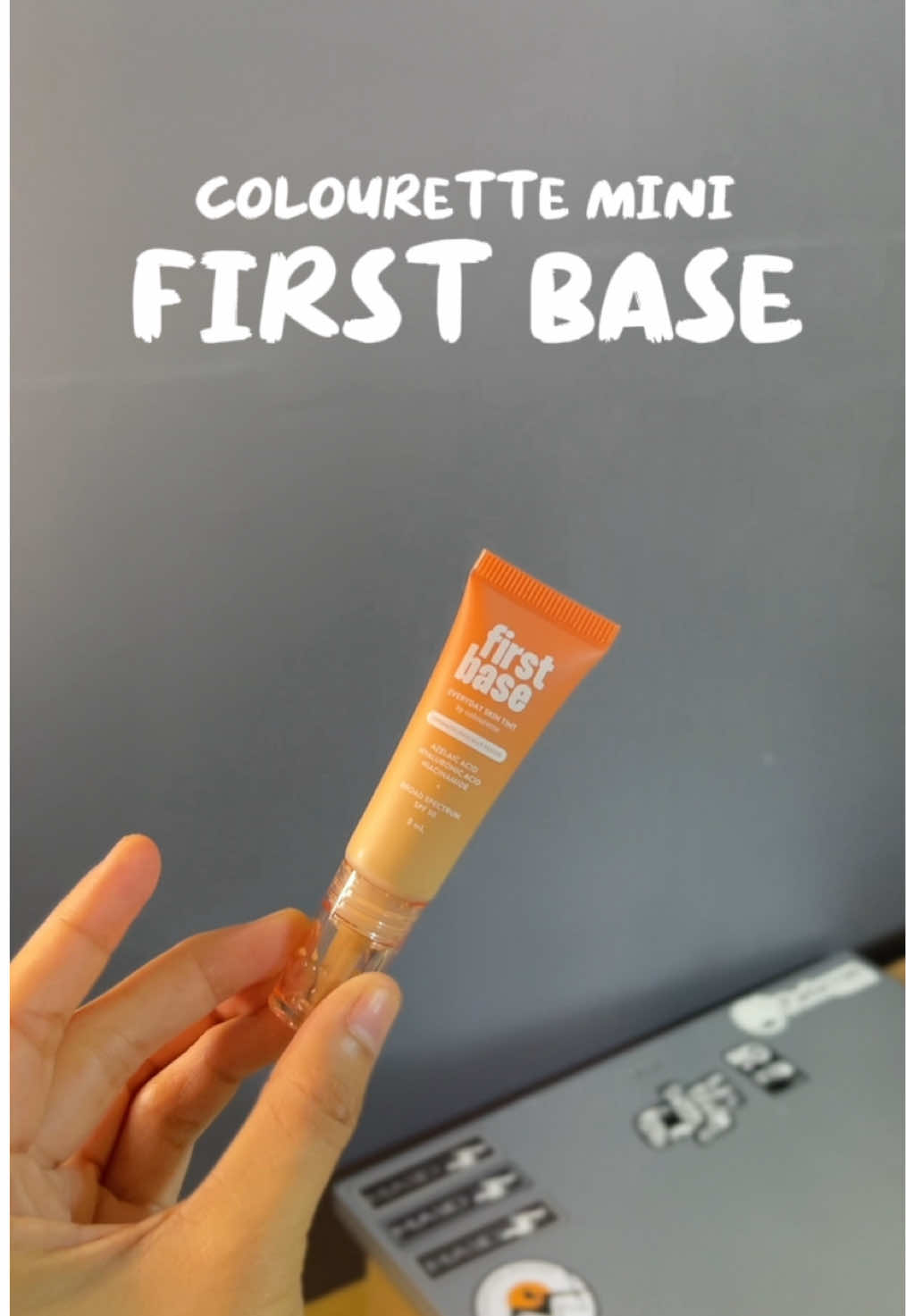 Now I understand why everyone is obsessed with this skin tint #colourett #cosmetics #firstbase #puerto #minifirstbaseskintint 