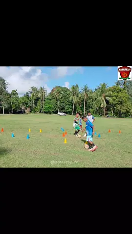 #anakkampung✌️ #sepakbolaindonesia🇮🇩 #ambonpride🏝🔥 #fypシ゚  @kabarezsyfc 🔥🔥