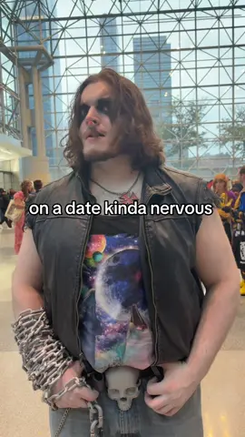 Black canery x Lobo — not necessarily the most obvious crossover #comicon #nycc #lobo #blackcanary #cosplay 