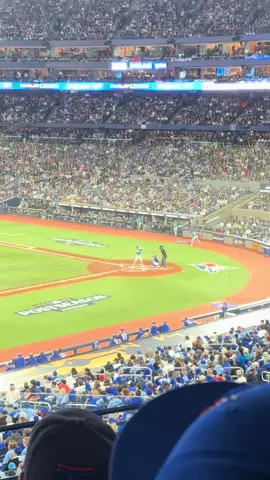 He’s at the plate in 2025, but his heart is at the Teen Choice awards in 2007.      #disneyknees #seatlemariners #torontobluejays @Demi Lovato 