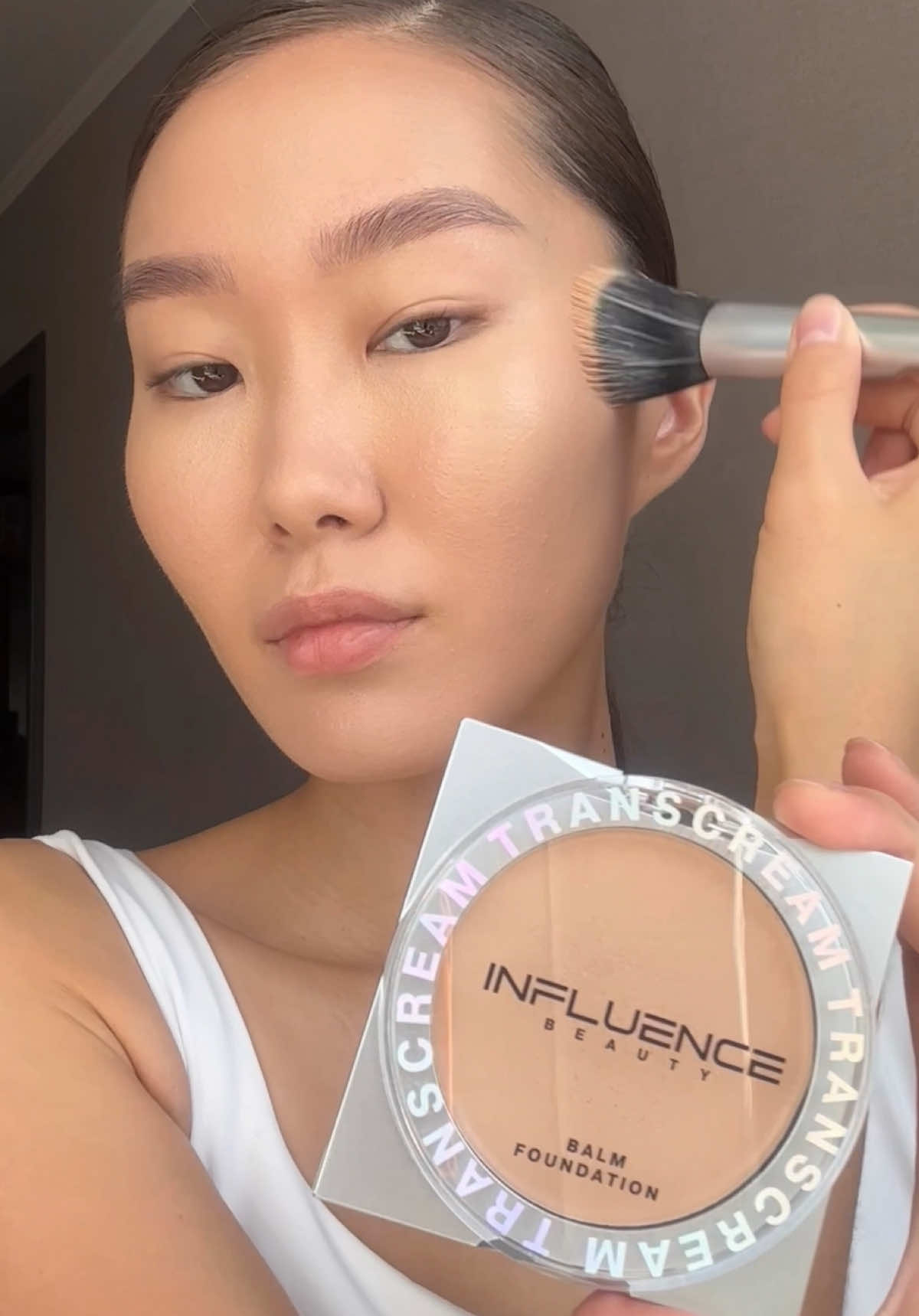 Before/after с тональным бальзамом Transcream 💫 Как тебе такая бьюти-трансформация? #InfluenceBeauty #Красота #Бьюти #Makeup 