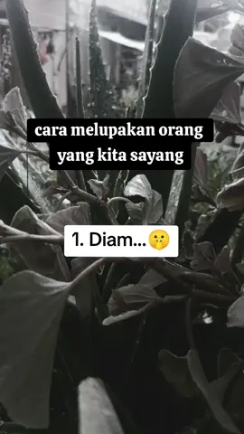 mlupakan itu berat ktika lagi sayang