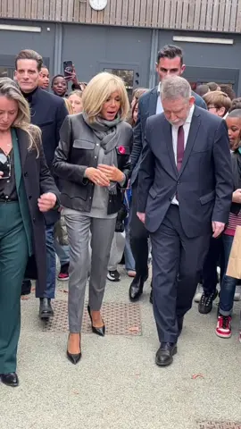 #brigittemacron #ela #dictee 