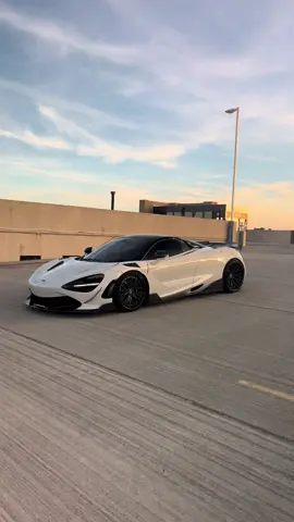 Mclaren 720s  - #trending #viral #supercar #mclaren #viralvideo 