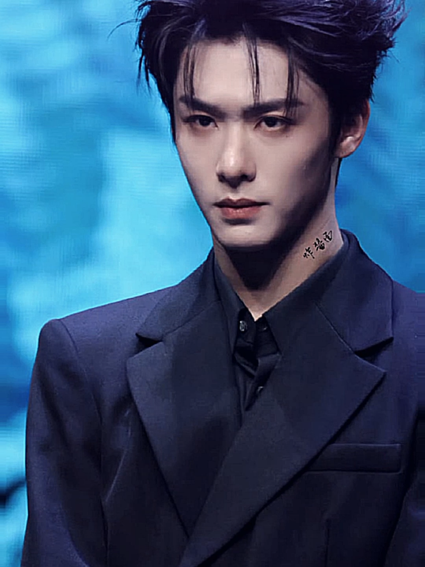 kena pelet sama ini orang 😋 #CHENXIANG #ZHANGQILING #WUXIE  #TIMERAIDERS #WUXIEPRIVATENOTES 