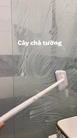 Có cái cây này vệ sinh nhà tắm siu nhanh mà tiện nha #vesinhnhatam #caychatuongnhatam #giadung #review #xuhuong 