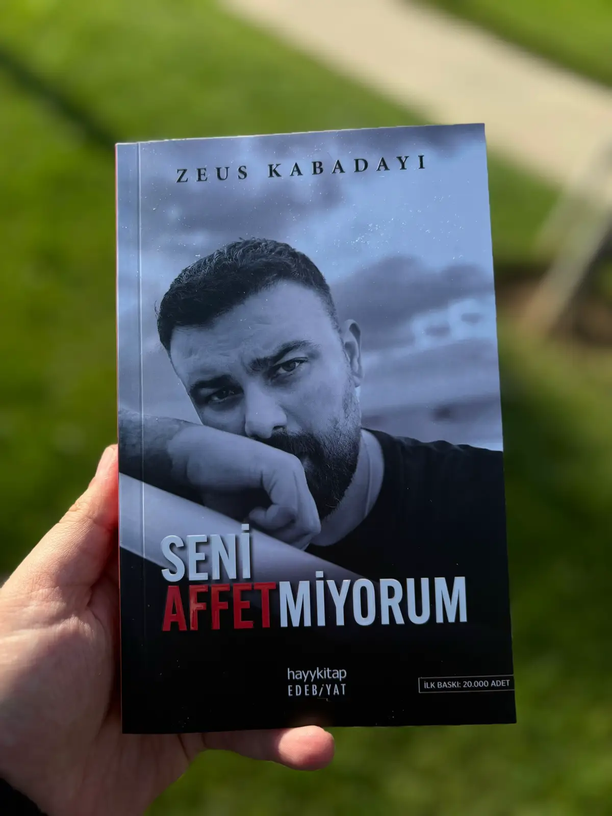 tüm D&R kitapçılarında