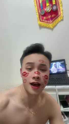 Nay bỏ câu cá làm idol Tiktok một bữa😆😆#xuhuong #ilovetiktok #idol 