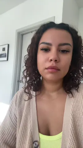 Orrr Do we miss skinny jeans? #random #jeans #bathroom #baggyjeans #fyp 