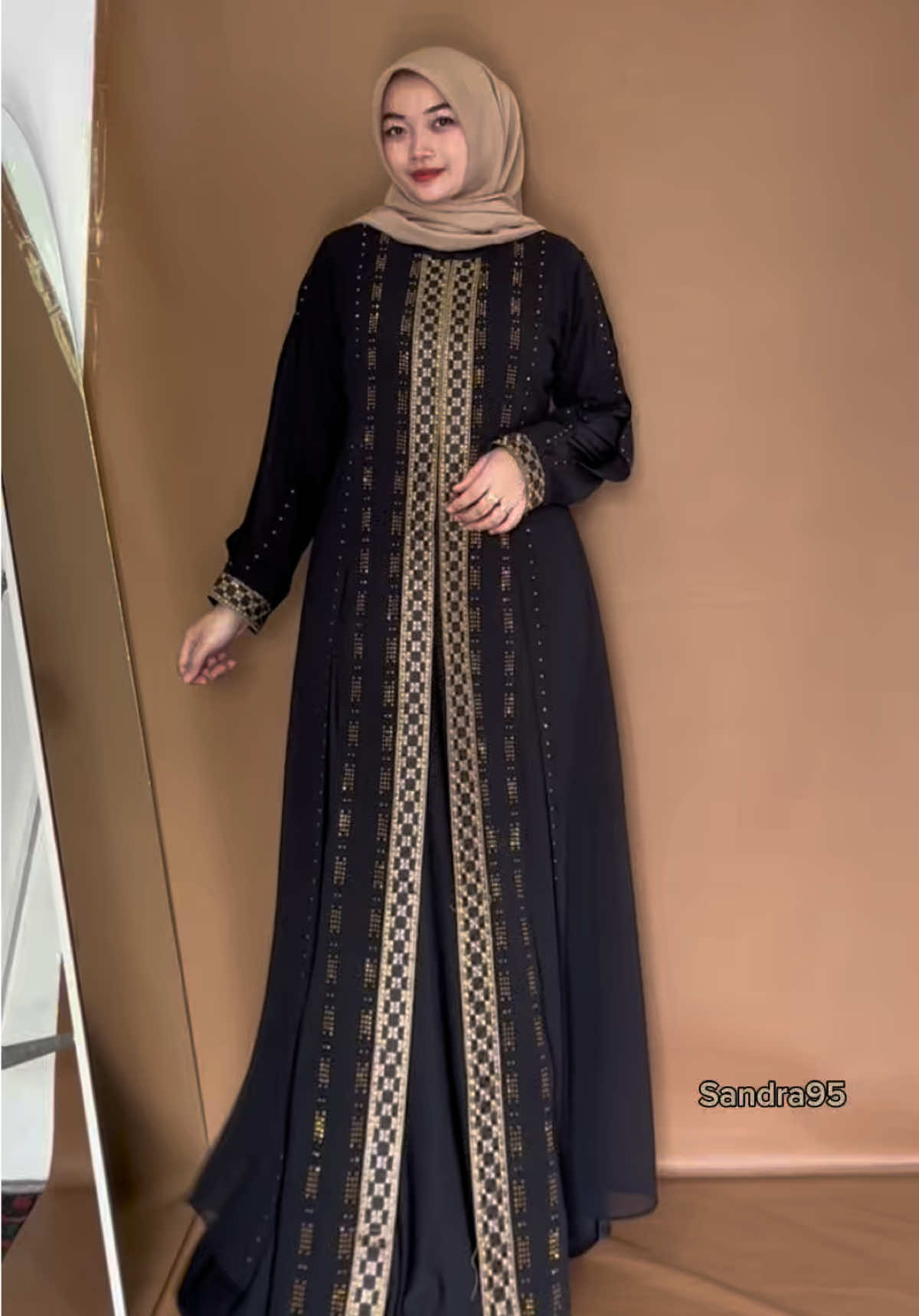 Rekomendasi abaya turkey #abaya #abayaturkey #abayastyle #abayahitam #abayamewah 