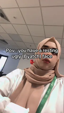 I wonder why people dont approach me, while having this face 24/7👺