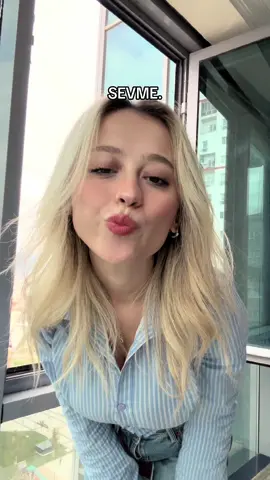 Hande Yener’in şarkısı gayet güzel bu arada  #kesfetbeniöneçıkart #keşfet #fyppppppppppppppppppppppp 