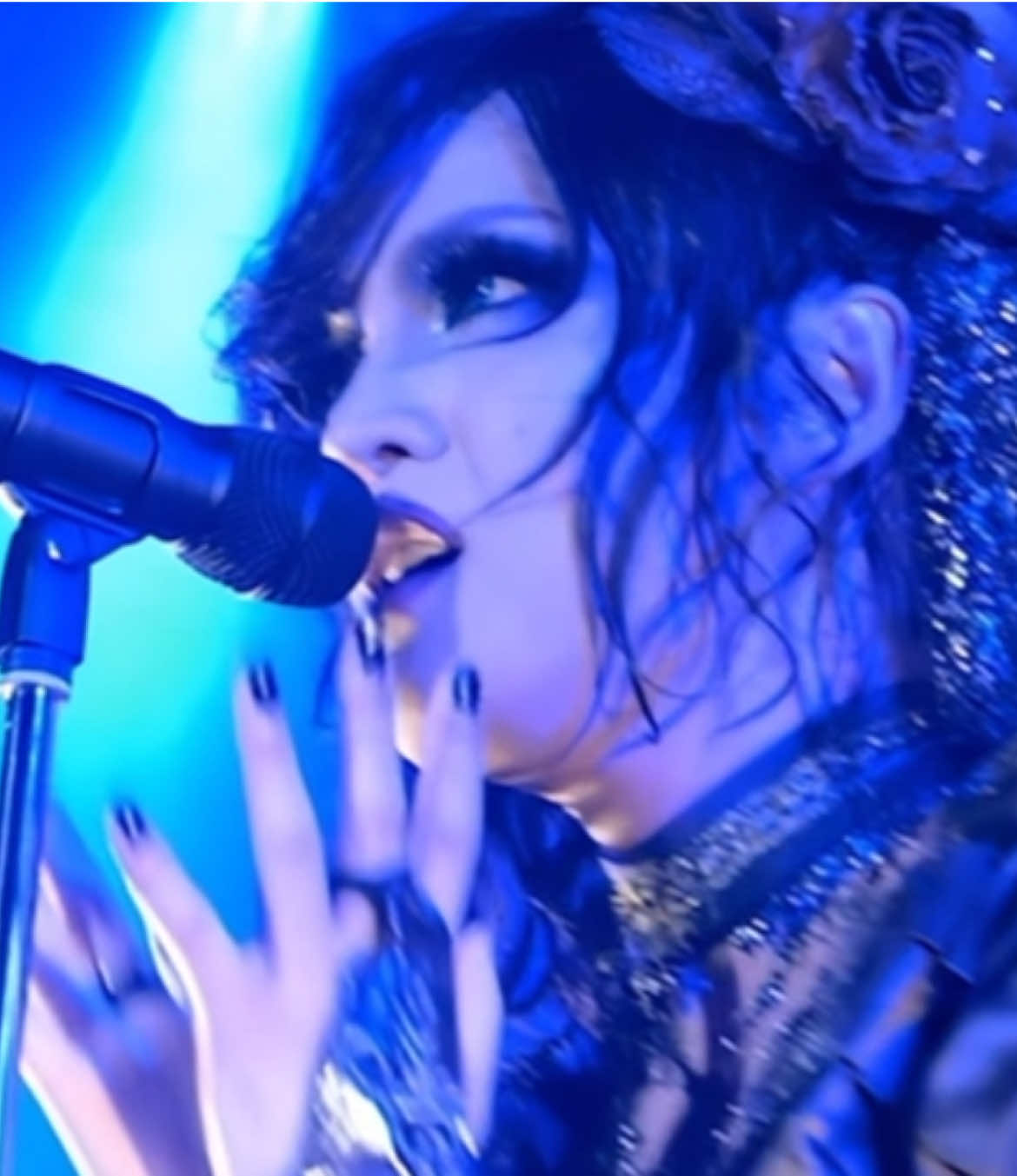 infection - kaya (pedido por @(´ཀ`).𖥔 𝘺𝘶𝘳𝘪 V系 †) #vkei #visualkei #kaya #vkeifyp #fyp