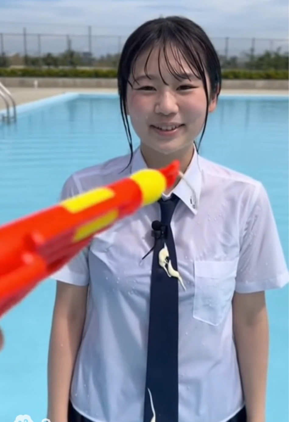 インタビュー中に… #水泳 #ドッキリ #青春 #女子高生