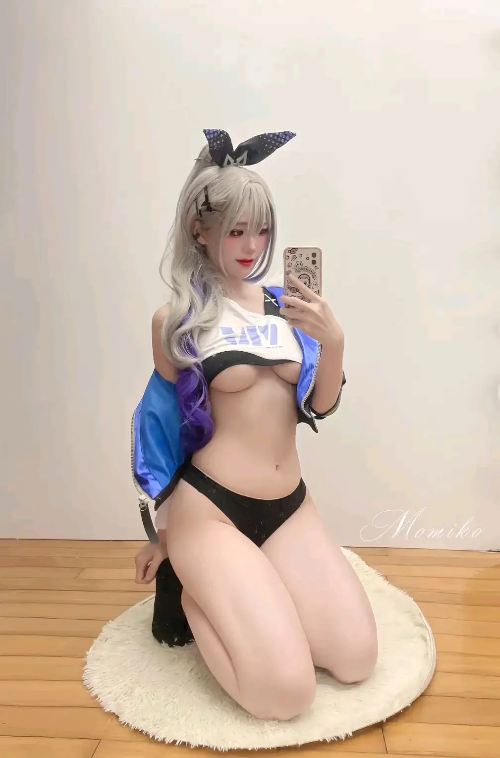 Uwoghhhhhhhhh!!!!! I'm a wolf 🐺!!!!!!  X: momiko_124 #sw #silverwolf #hsr #honkai #girl 