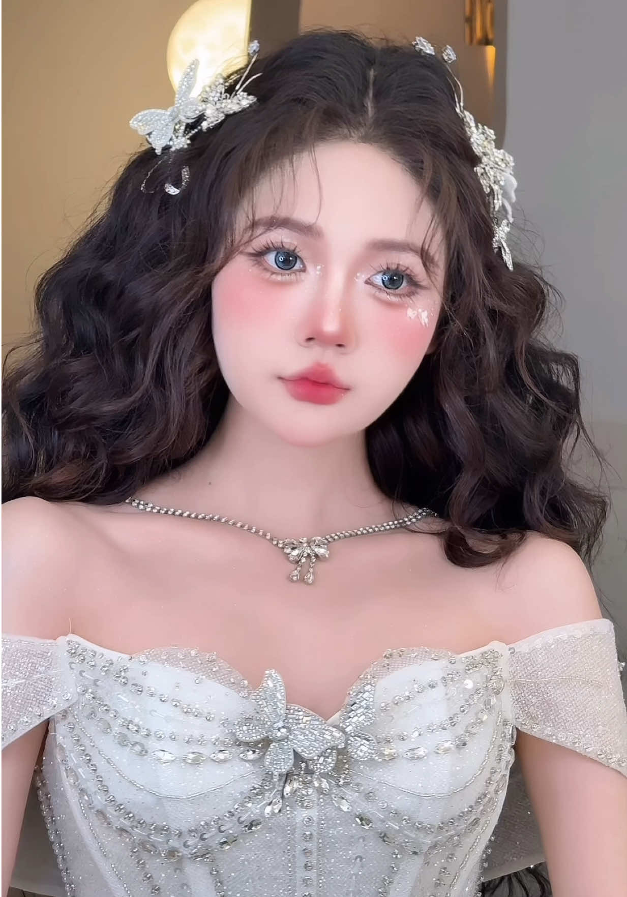 Layout cho các nàng dâu tiệc tối hoặc makeup dự tiệc , makeup prom đều ok la 💓 #makeupcodau #makeupditiec #makeupprom #makeuptutorial #makeuptips 