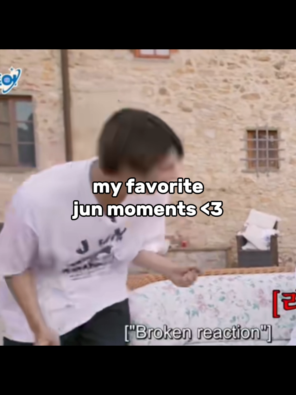 Ion wanna go to school tomorrow 😔✌#junhui #nanatour #goingseventeen #livestream #jun 