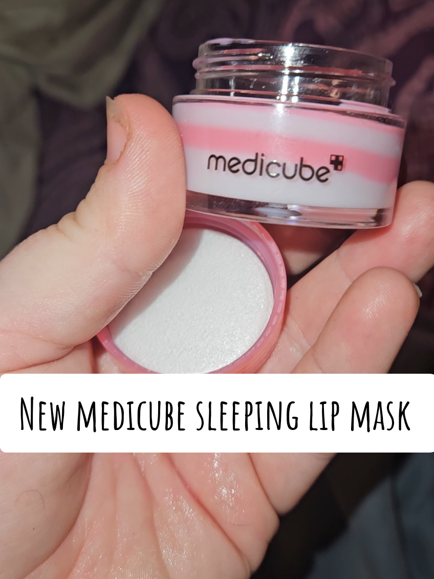 This stuff is so good. It has been keeping my lips so so soft!!!! #medicube #chappedlips #medicubelipmask #Medicubelips #medicubelipsleepingmask 