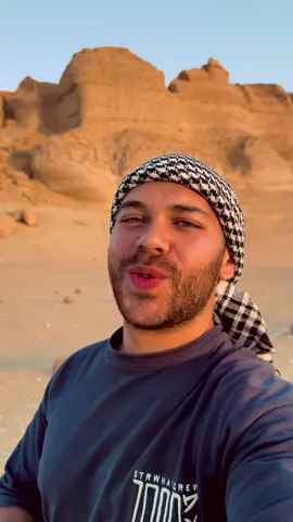 In the heart of the desert and mountains… I felt it deeply — SubhanAllah! 🌄 Every part of nature whispers His name. 👇 Comment SubhanAllah if you feel it too.