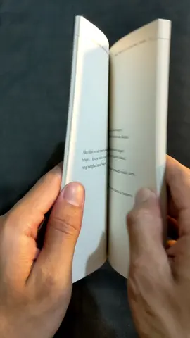 #BookRecommendations #tubuhkutidaksakittapiakusibukmencarisembuh #quotes #quotestory #ruang_quotes 