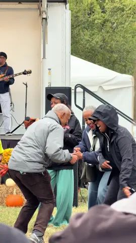 Uncles and aunts bringing back their college days energy! 💃🕺😂 Ethiopian Fall Festival 2025 🇺🇸Alexandria, Virginia #Ecsac #creatorsearchinsights #habesha🇪🇹 #dmv 