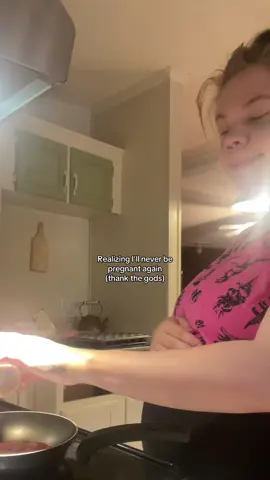 Pregnancy was hard and made me feel like an alien in my own skin.  #fyp 