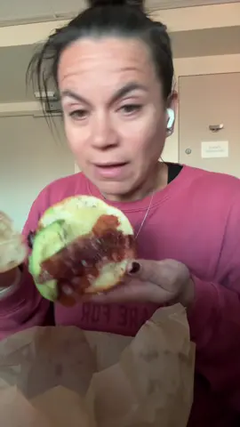 It’s so frustrating to get the wrong order, especially when you have been in the hospital for 4 days. @Panera Bread #wrongorder #frustration #slowdown #OSU #bagelsandwich 