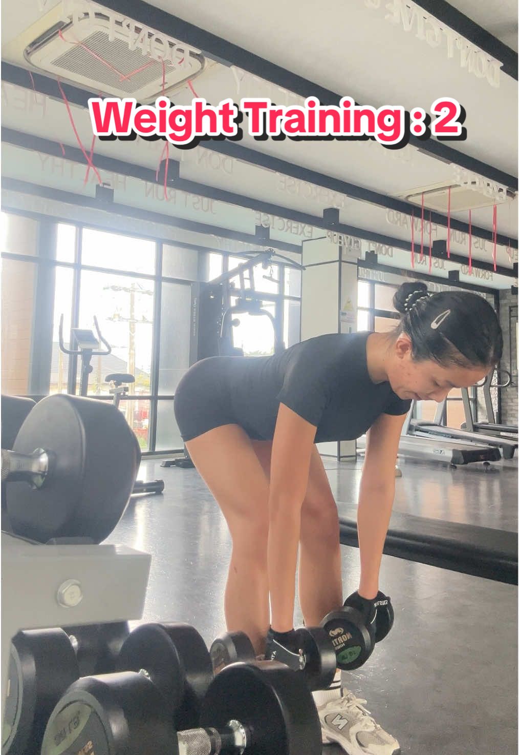 ขาสั่นเลยย Weight Training : 2  #GymTok #gymgirls #weighttraining 