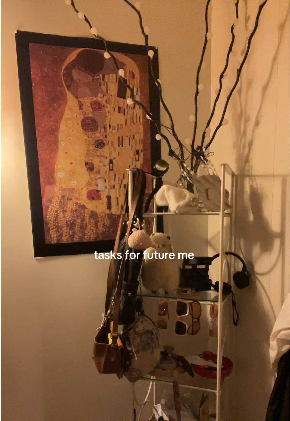 Working on doing things that will be beneficial to me in the future. #forfutureme #nighttasks #latenightroutine #uplate #productivenightroutine 